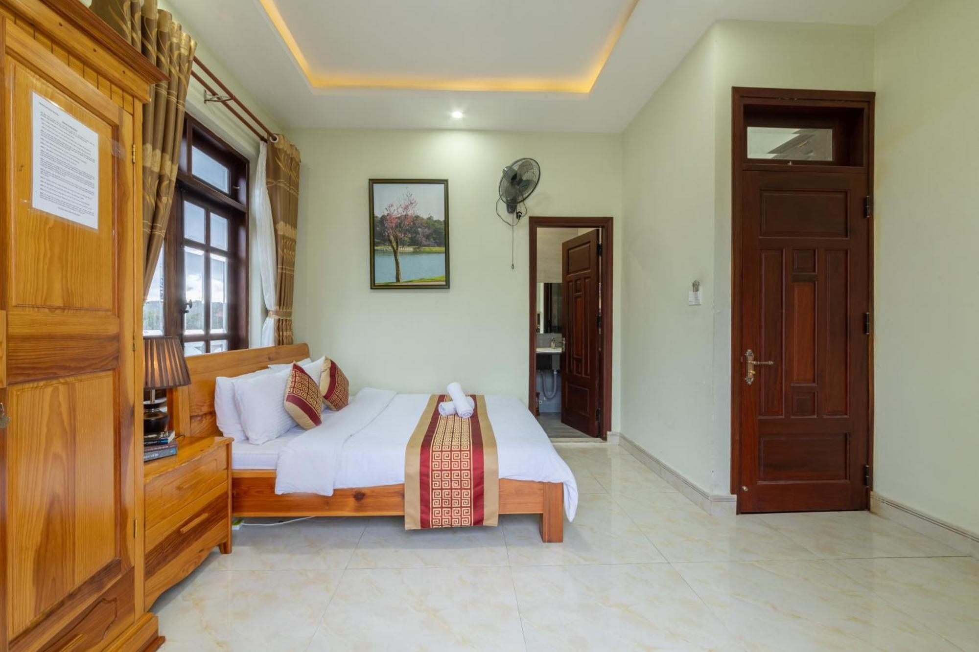 ホテル Xuan Truong Luxury Dalat 部屋 写真