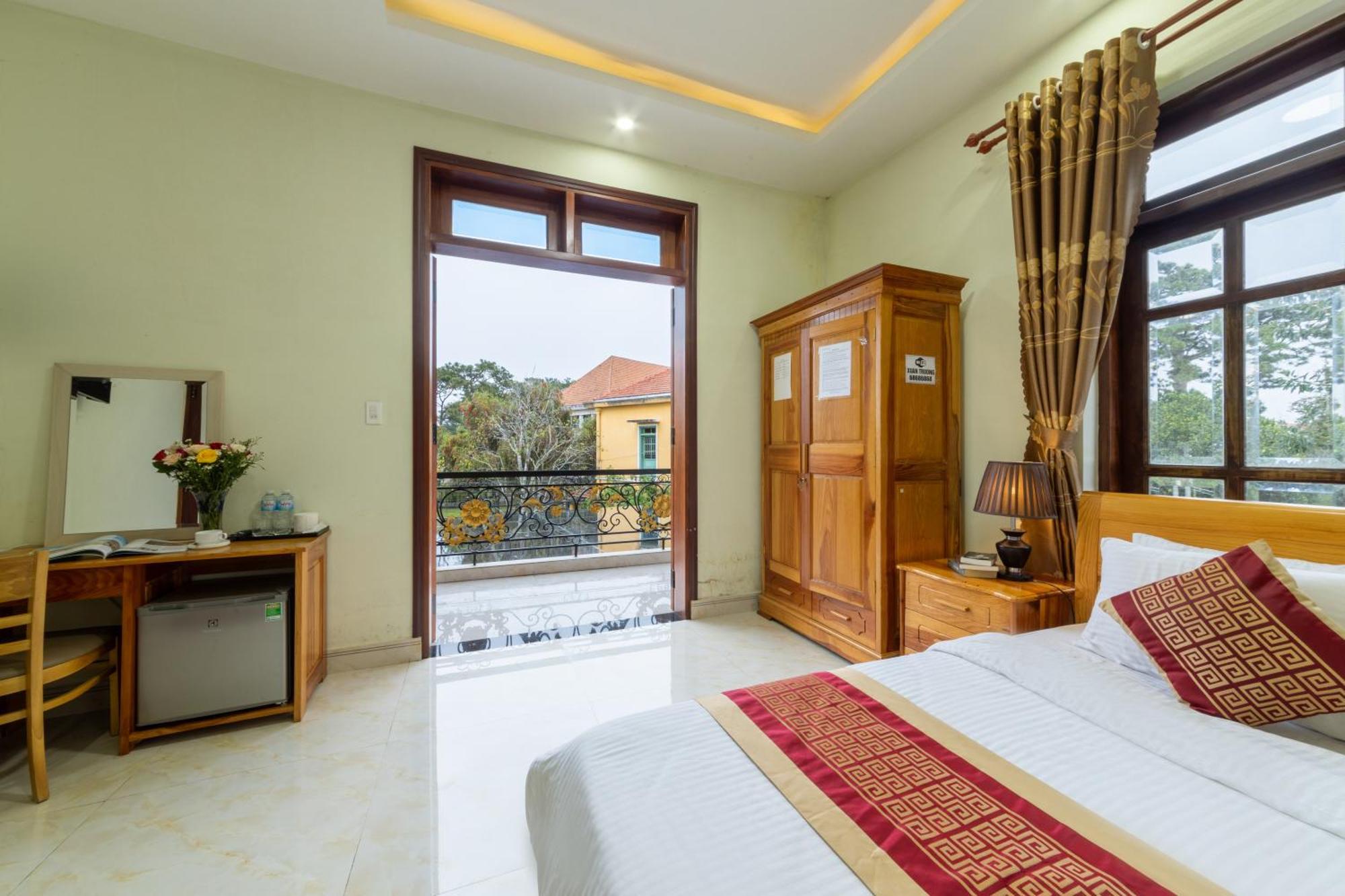 ホテル Xuan Truong Luxury Dalat エクステリア 写真