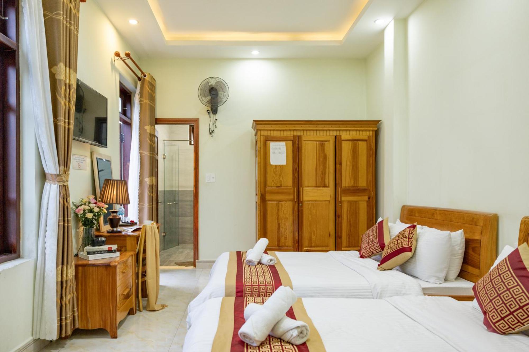 ホテル Xuan Truong Luxury Dalat エクステリア 写真