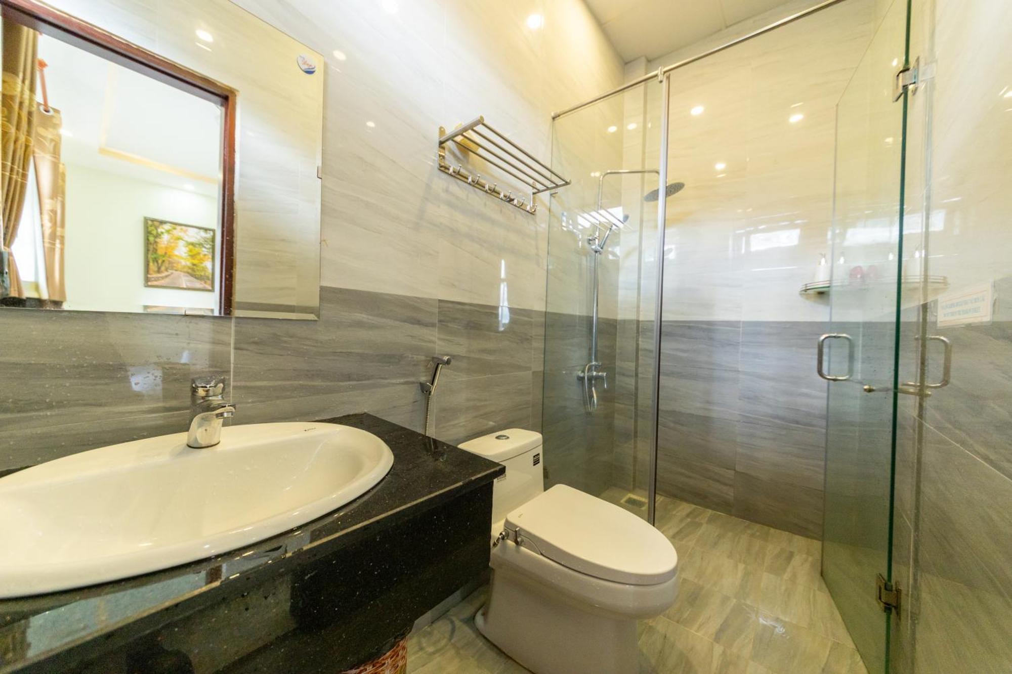 ホテル Xuan Truong Luxury Dalat 部屋 写真